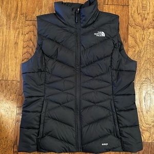North Face black puffer vest-large